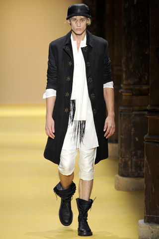 Ann Demeulemeester / - 2012